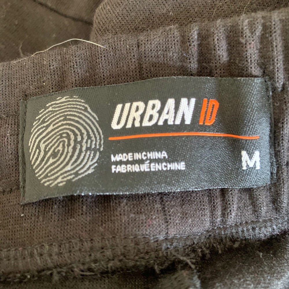 Men’s Pants - Picture 3 of 4